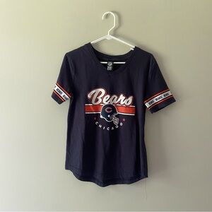 NFL Women’s Medium Chicago Bears Blue Short Sleeve V-Neck Tee